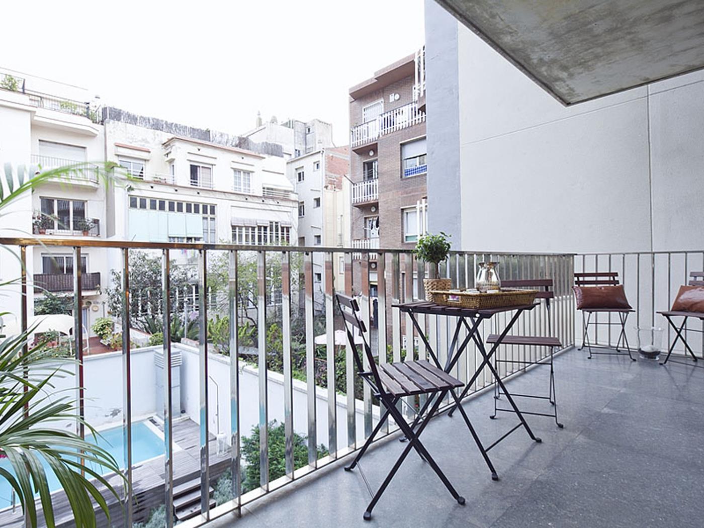 Executive Apartment in Sarrià – Sant Gervasi with terrace for 4 - My Space Barcelona Apartments