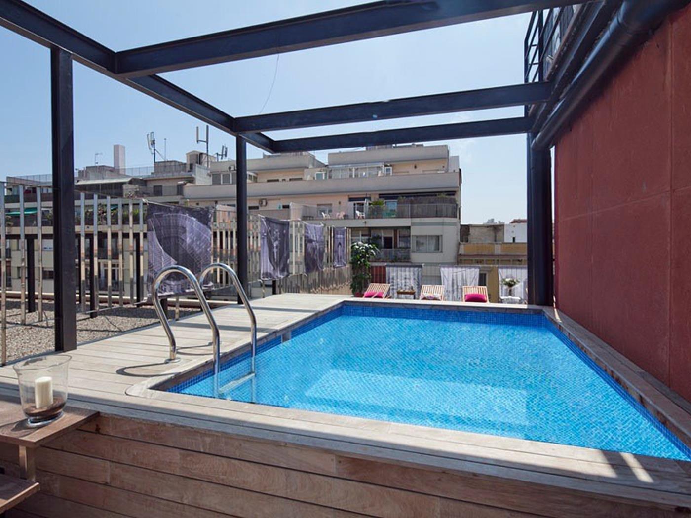 Private Terrace Apartment and Pool near the Beach for 8 - My Space Barcelona Apartments