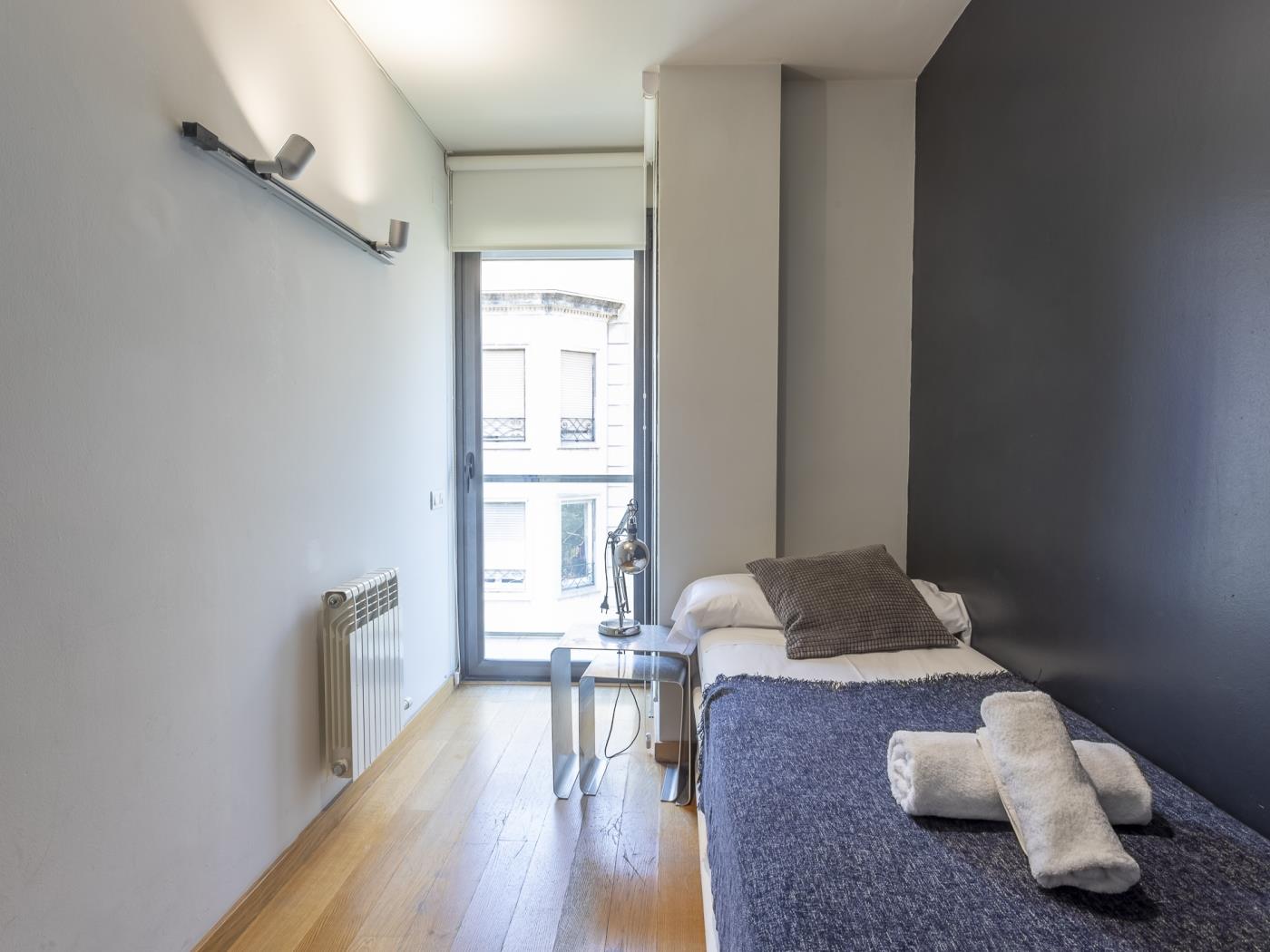 My Space Barcelona Attic Apartment in Bonanova with Private Terrace for 6 - My Space Barcelona Apartments