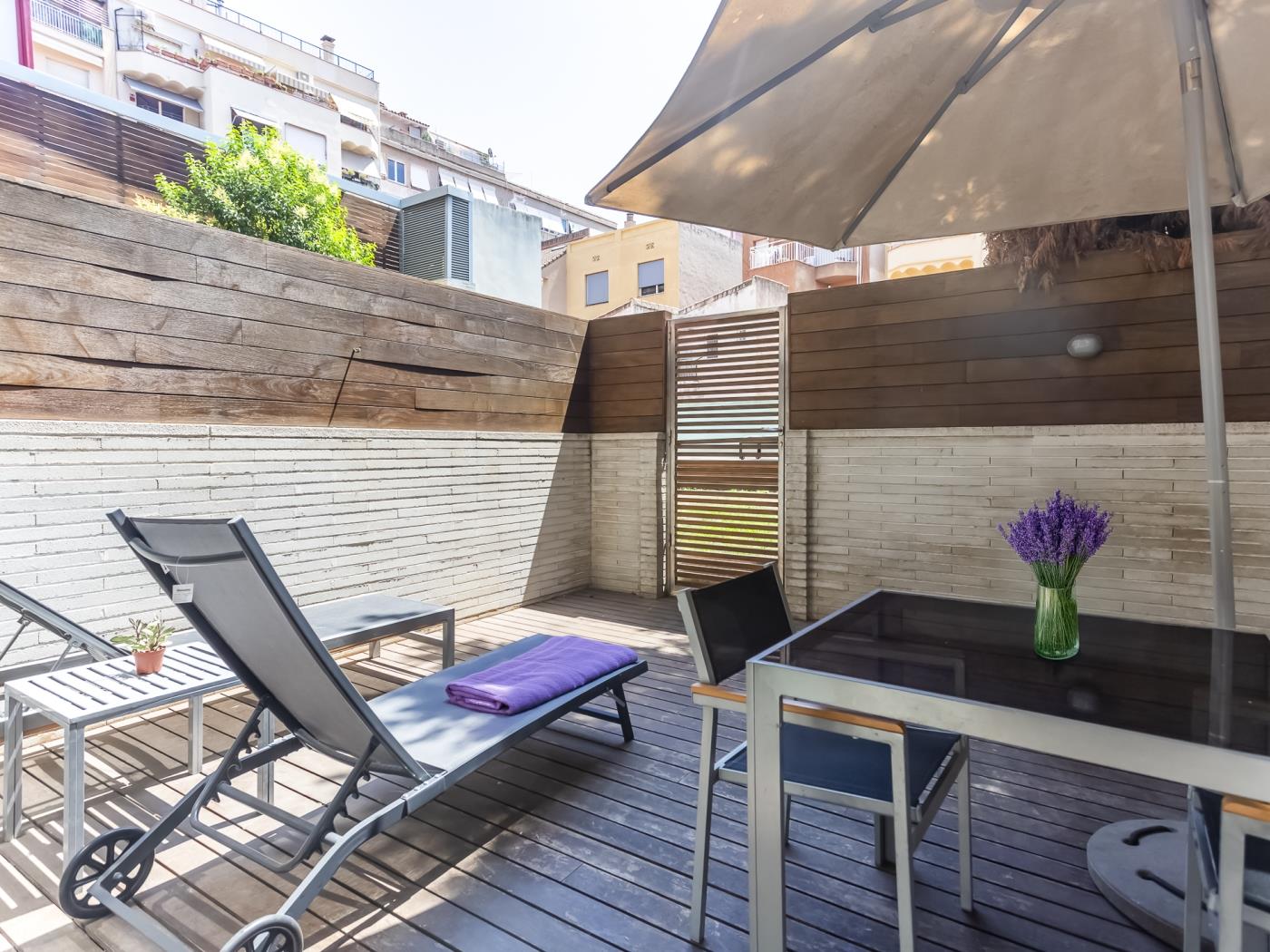 My Space Barcelona Terrace and Swimming Pool near Barcelona Center for 8 - My Space Barcelona Apartments