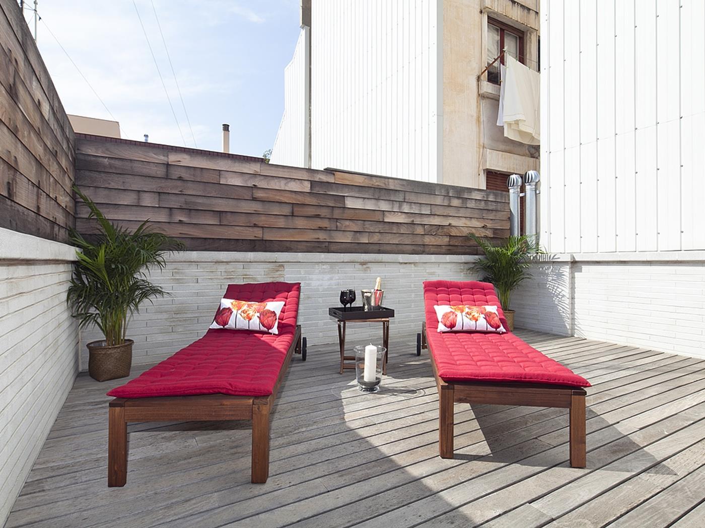 Gràcia Penthouse with Terrace and Pool for 8 - My Space Barcelona Apartments