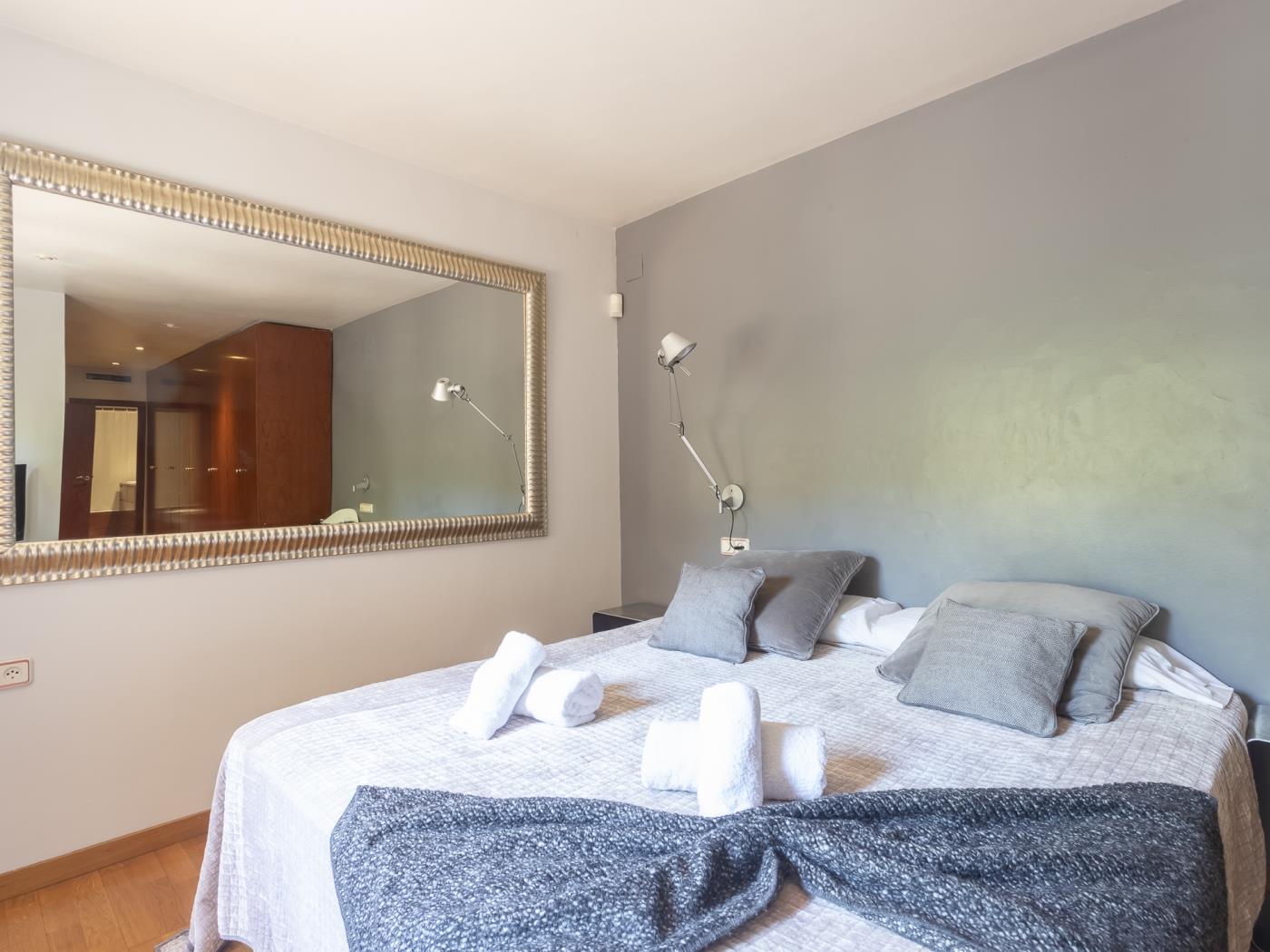 My Space Barcelona Spacious classic Bonanova Apartment with terrace for 8 - My Space Barcelona Apartments
