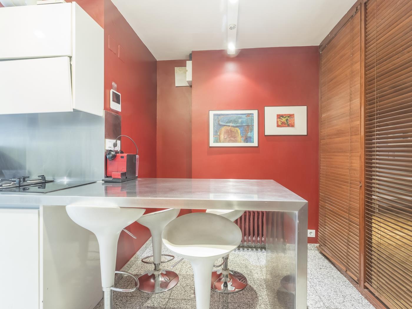 My Space Barcelona Spacious classic Bonanova Apartment with terrace for 8 - My Space Barcelona Apartments