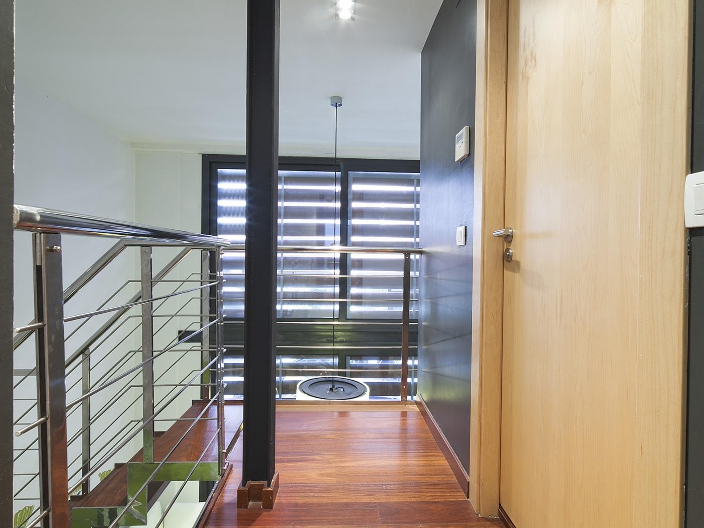Apartment with Swimming Pool near Sagrada Familia for 8 - My Space Barcelona Apartments