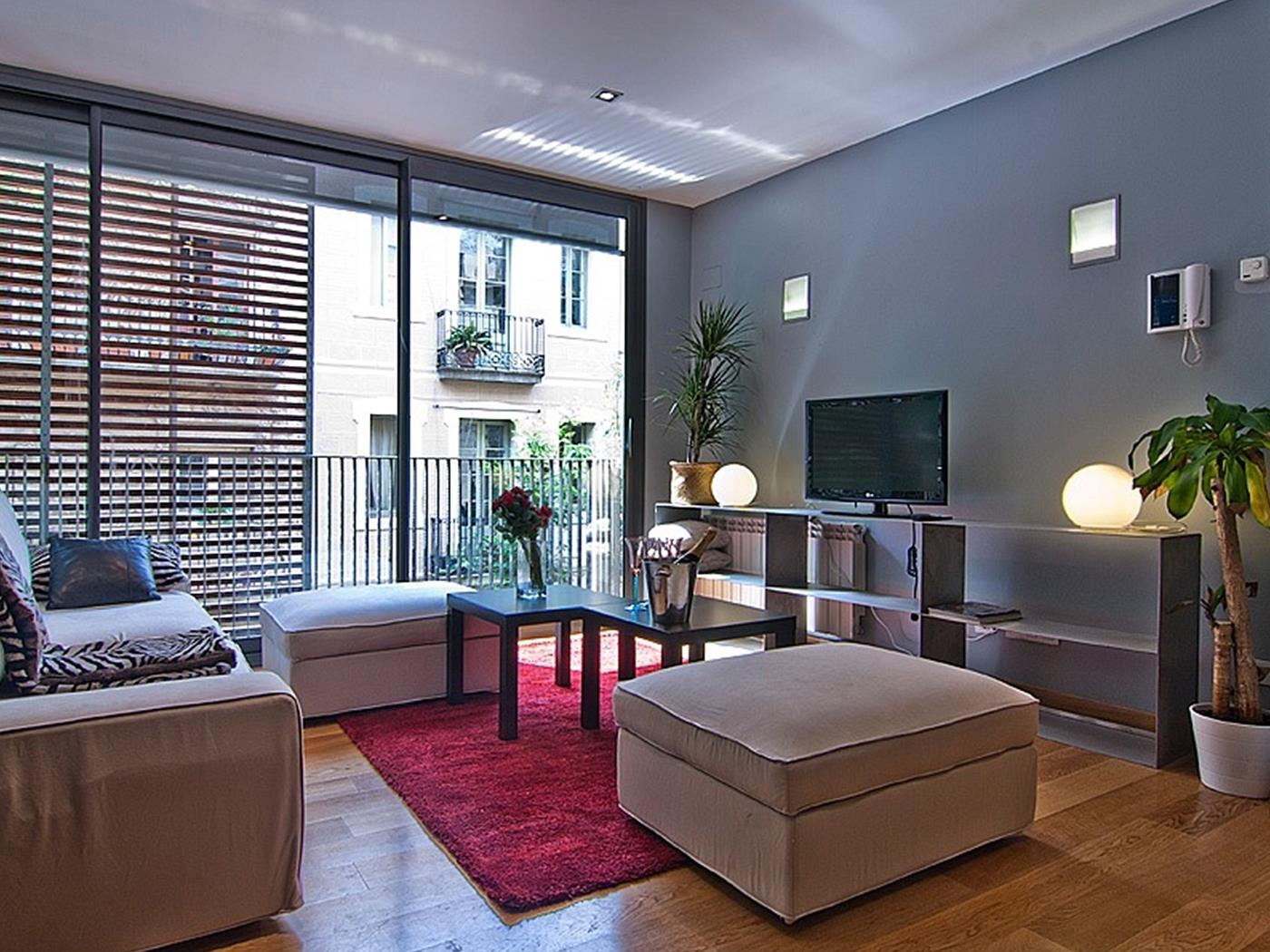 Penthouse in Gracia Pool and Terrace near Sagrada Familia for 6 - My Space Barcelona Apartments