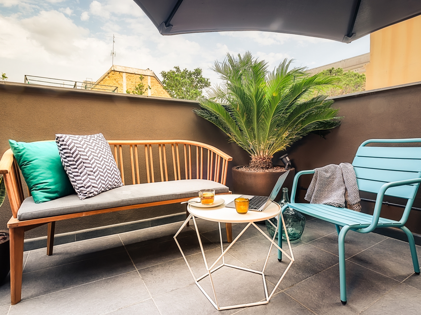 Modern and spacious apartment for monthly rentals with terrace near Camp Nou - My Space Barcelona Apartments