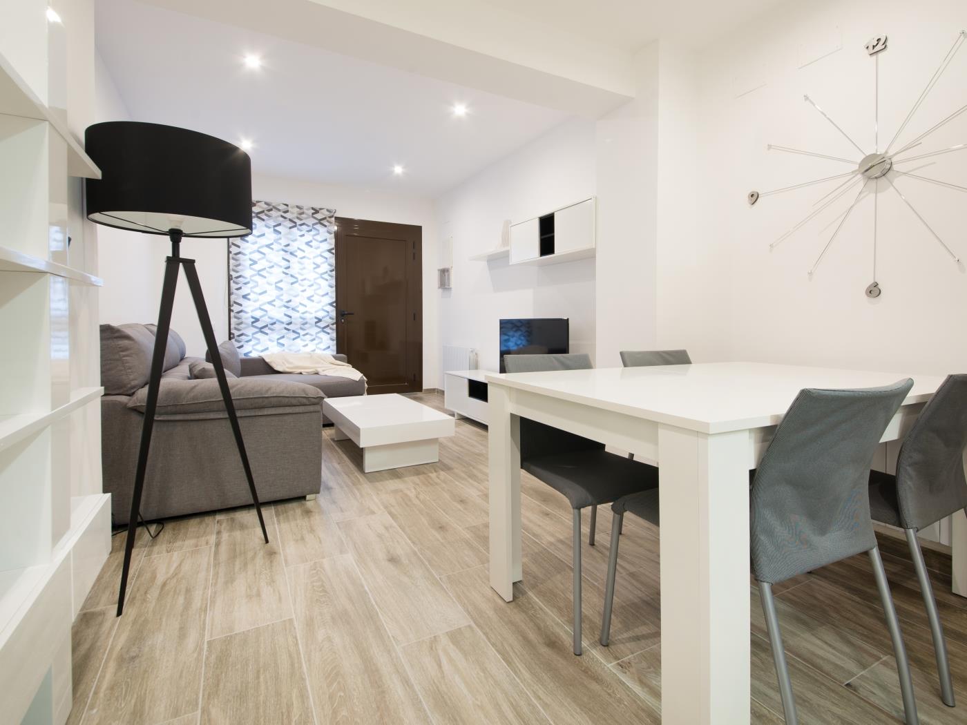 Apartment with private terrace in the neighborhood of Gràcia for monthly rentals - My Space Barcelona Apartments