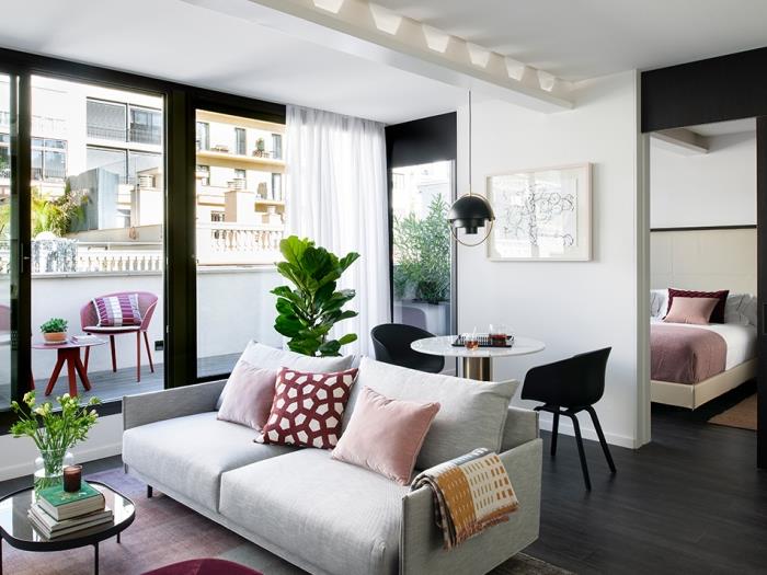 Sophisticated flat with terrace in the heart of Eixample by months - My Space Barcelona Apartments