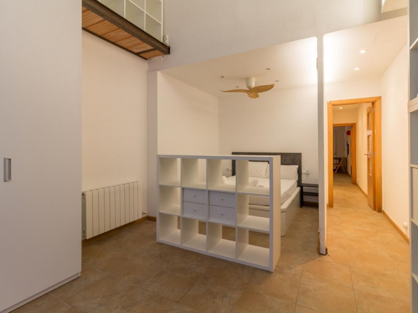 Spacious and centrally located 1-bedroom flat with terrace - My Space Barcelona Apartments