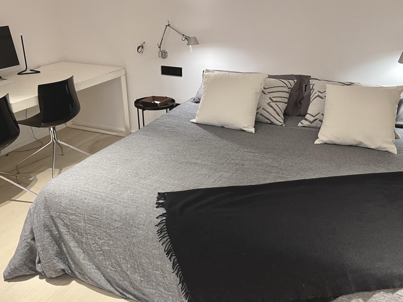 Newly Furnished monthly rental loft in Gràcia district Barcelona - My Space Barcelona Apartments