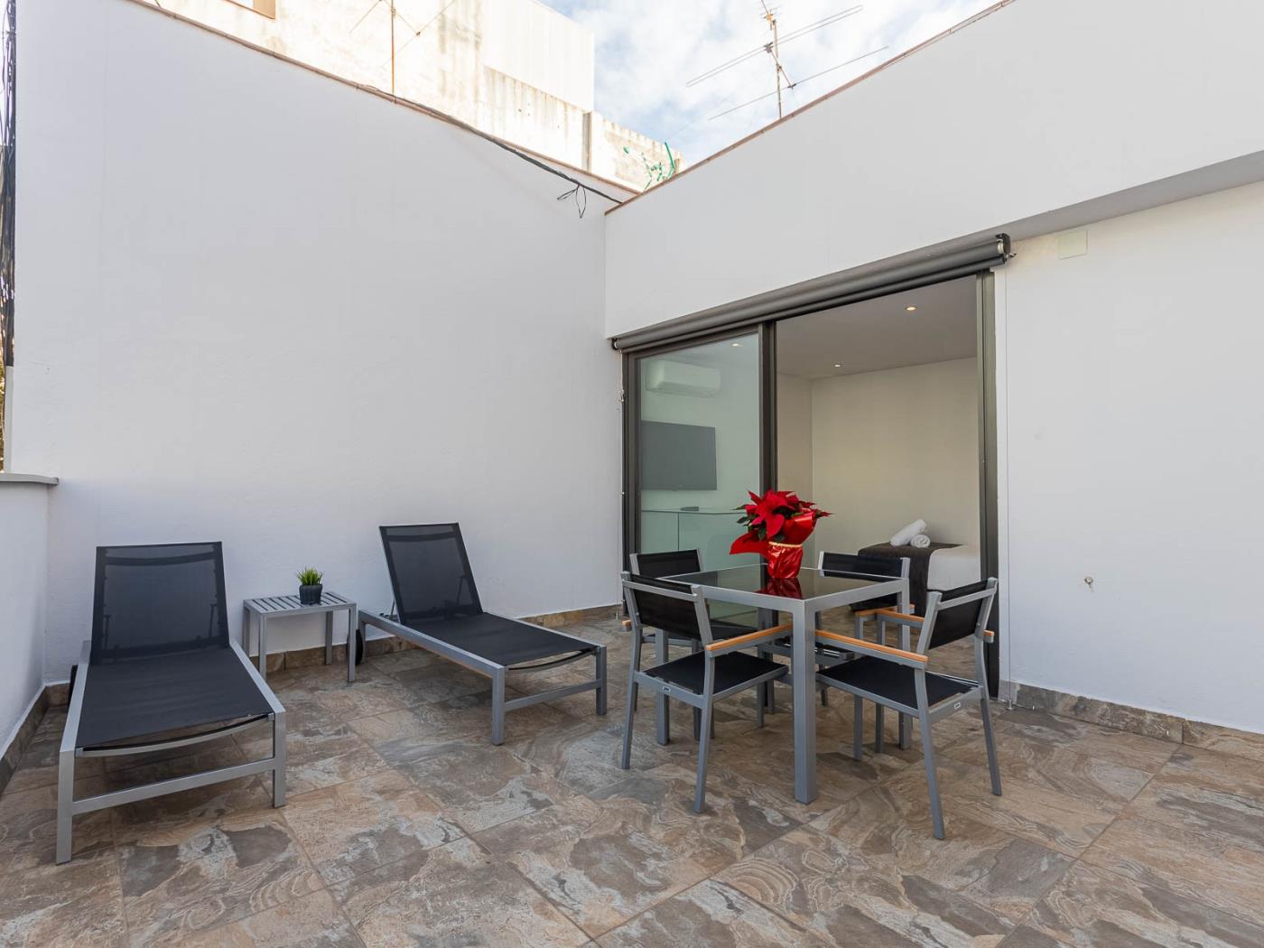 Lovely apartment with big private terrace in Sant Gervasy for monthly rentals - My Space Barcelona Apartments