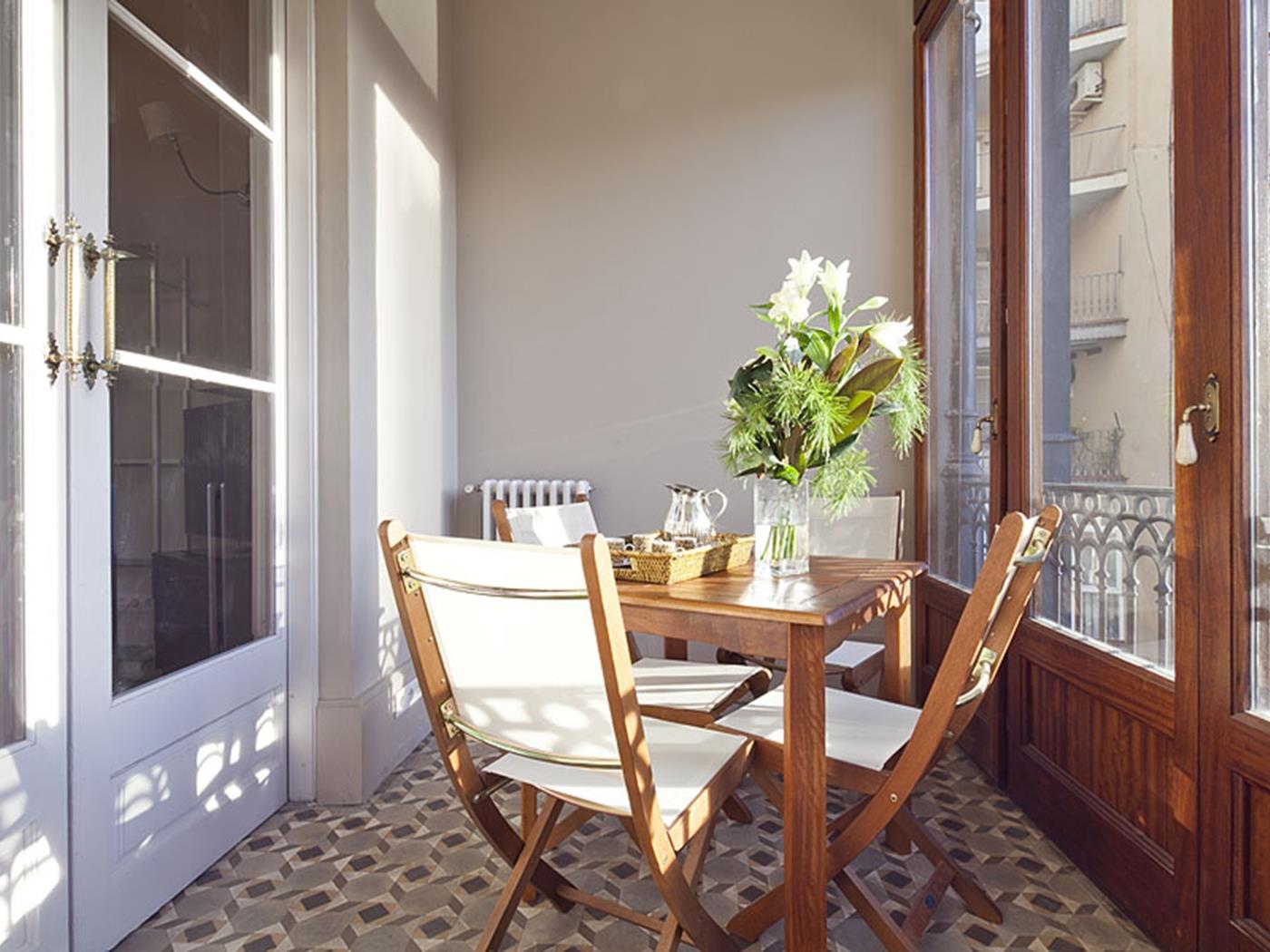 2 apartments in Rambla Catalunya for 14 pax - My Space Barcelona Apartments