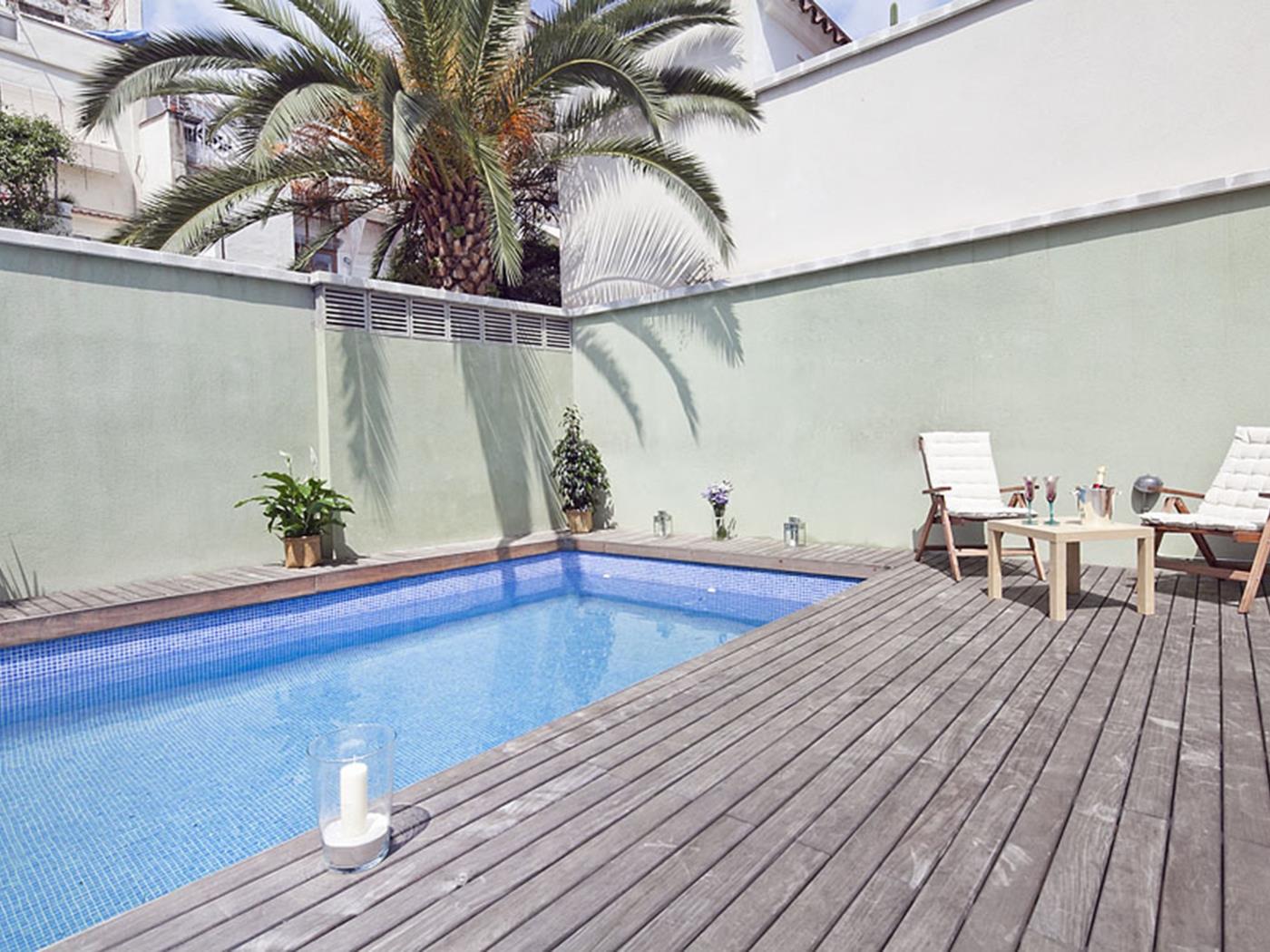 4 apartments with terrace & shared pool in the heart of Gràcia for up to 24 pax - My Space Barcelona Apartments