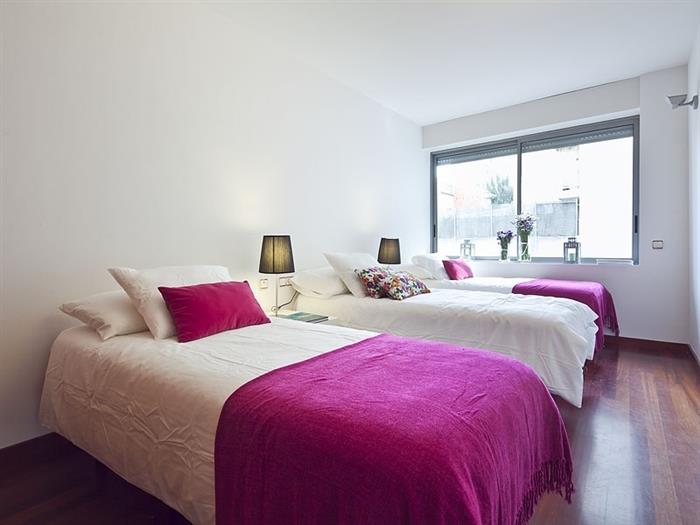 10 apartments with terrace & pool near the centre of Barcelona for up to 60 pax - My Space Barcelona Apartments