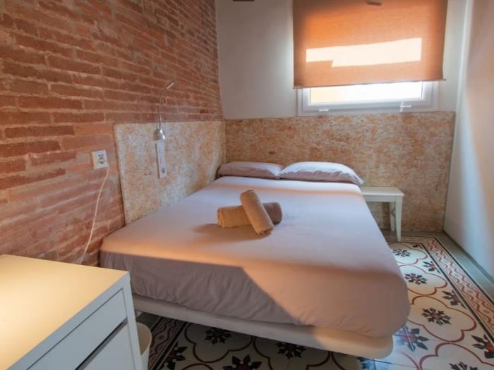 Cosy attic room in a 4-bedroom flat - My Space Barcelona Apartments