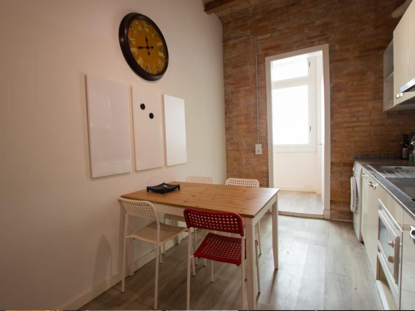 Newly refurbished room in a shared apartment with 4 rooms in Gràcia - My Space Barcelona Apartments