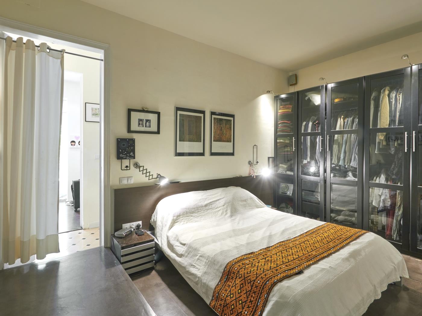 FOR SALE: Bright apartment with terrace in l'Eixample - Price: 749.000 € - My Space Barcelona Apartments