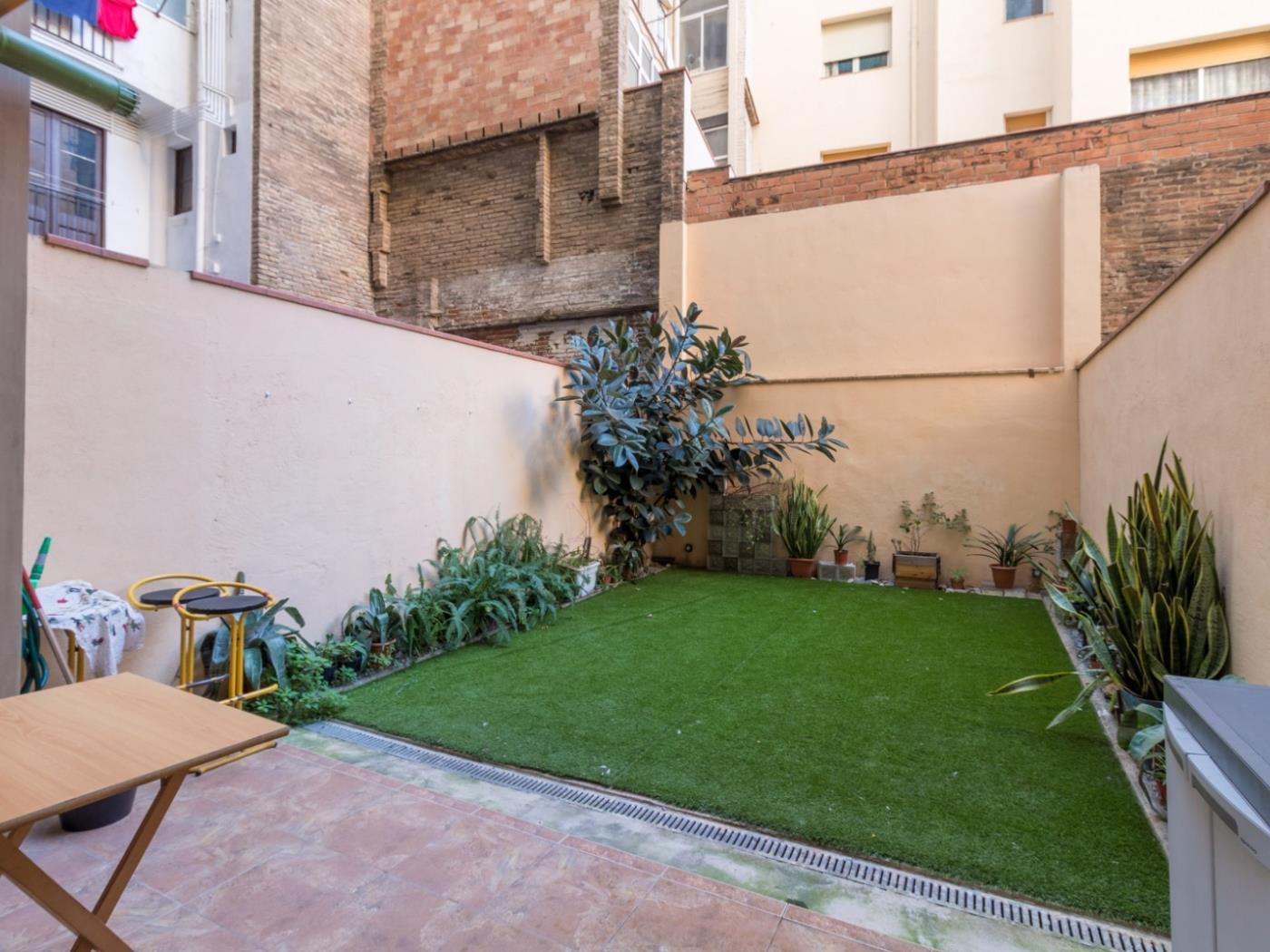 Exclusive Apartment with Private Terrace - My Space Barcelona Apartments