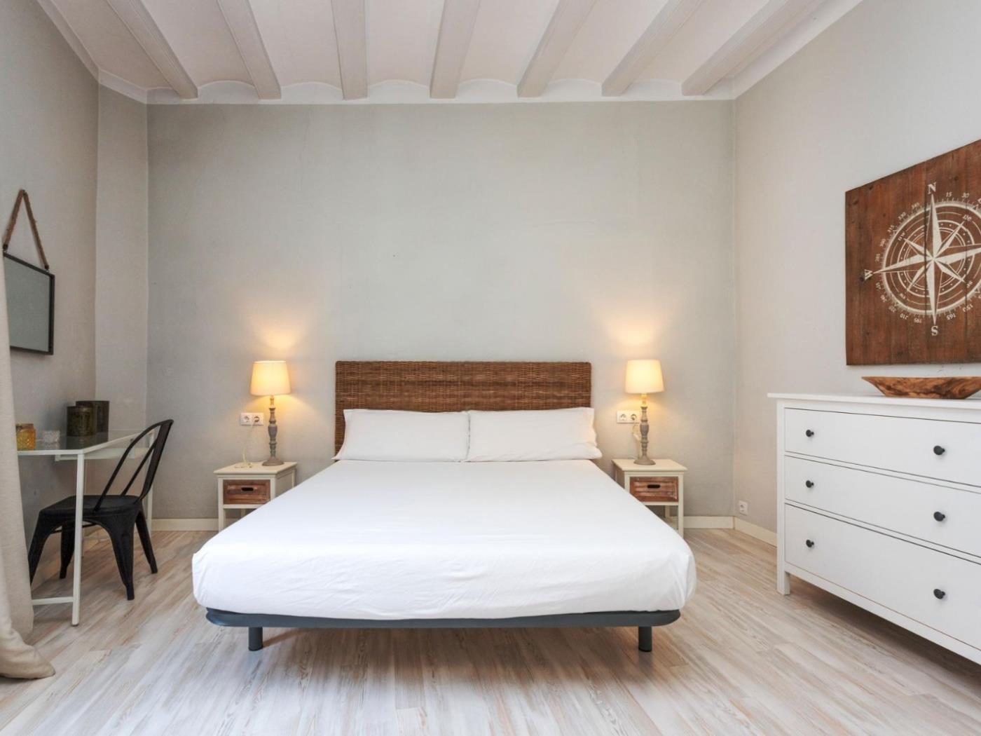 Cozy Apartment Next to the Picasso Museum – El Born - My Space Barcelona Apartments