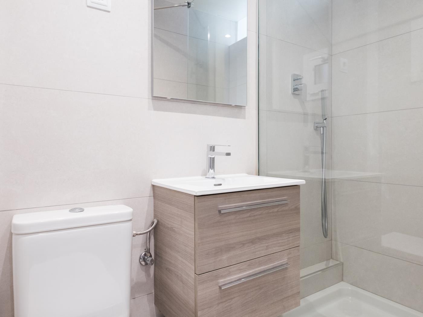 Bright 2-Bedroom Flat in Barceloneta - My Space Barcelona Apartments