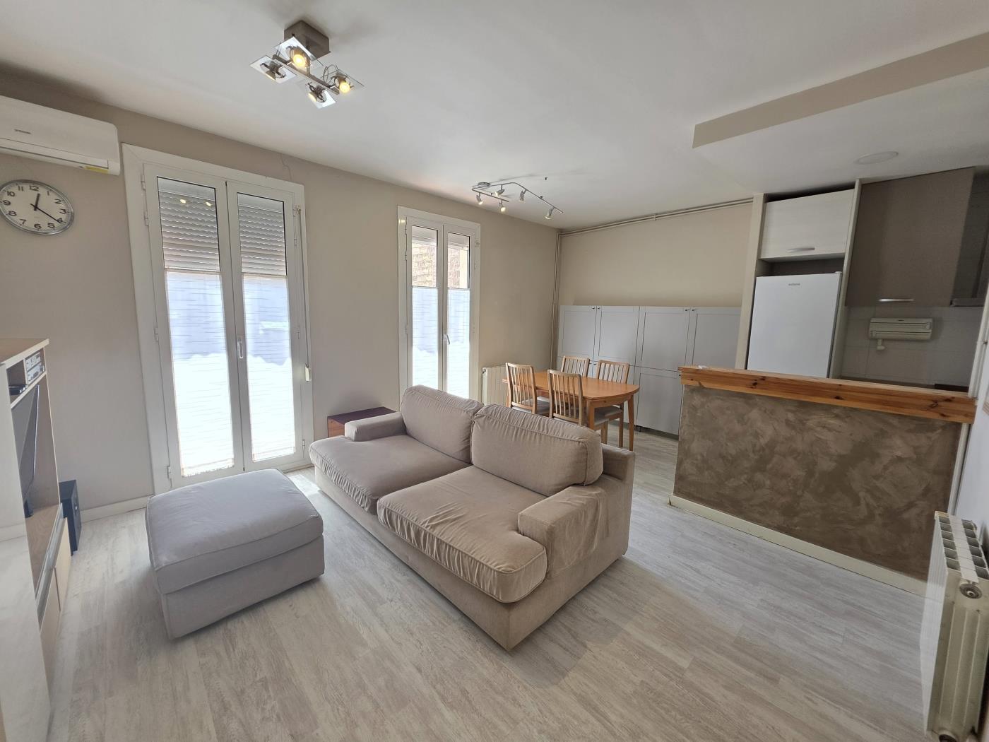 Bright 2-Bedroom Flat in L’Eixample - My Space Barcelona Apartments