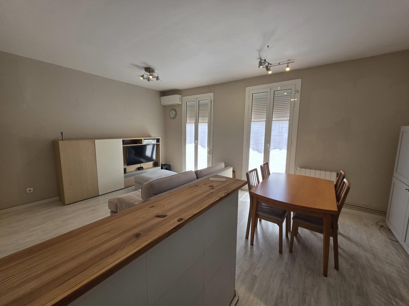 Bright 2-Bedroom Flat in L’Eixample - My Space Barcelona Apartments