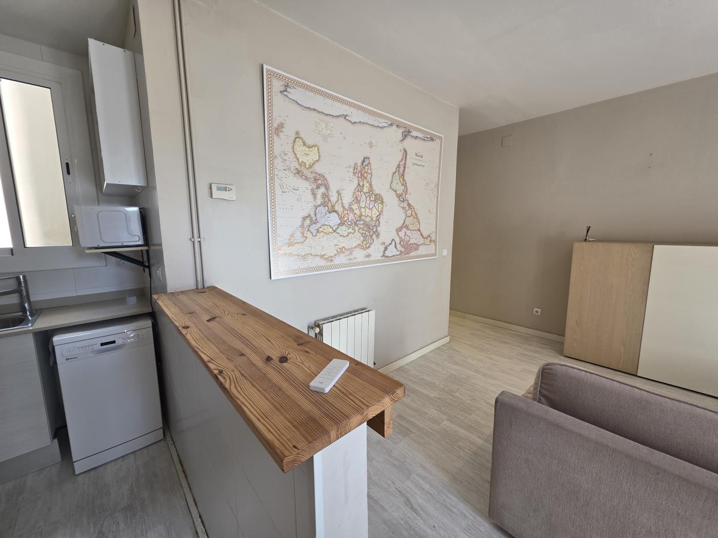 Bright 2-Bedroom Flat in L’Eixample - My Space Barcelona Apartments
