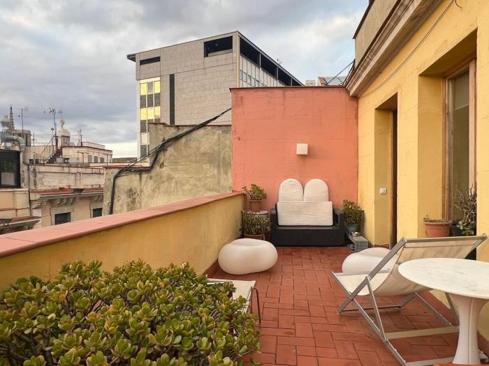 Renovated 2-Bed Loft with Terrace in Gothic Quarter - My Space Barcelona Apartments