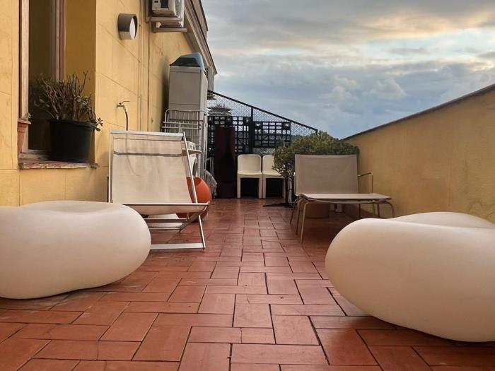 Renovated 2-Bed Loft with Terrace in Gothic Quarter - My Space Barcelona Apartments