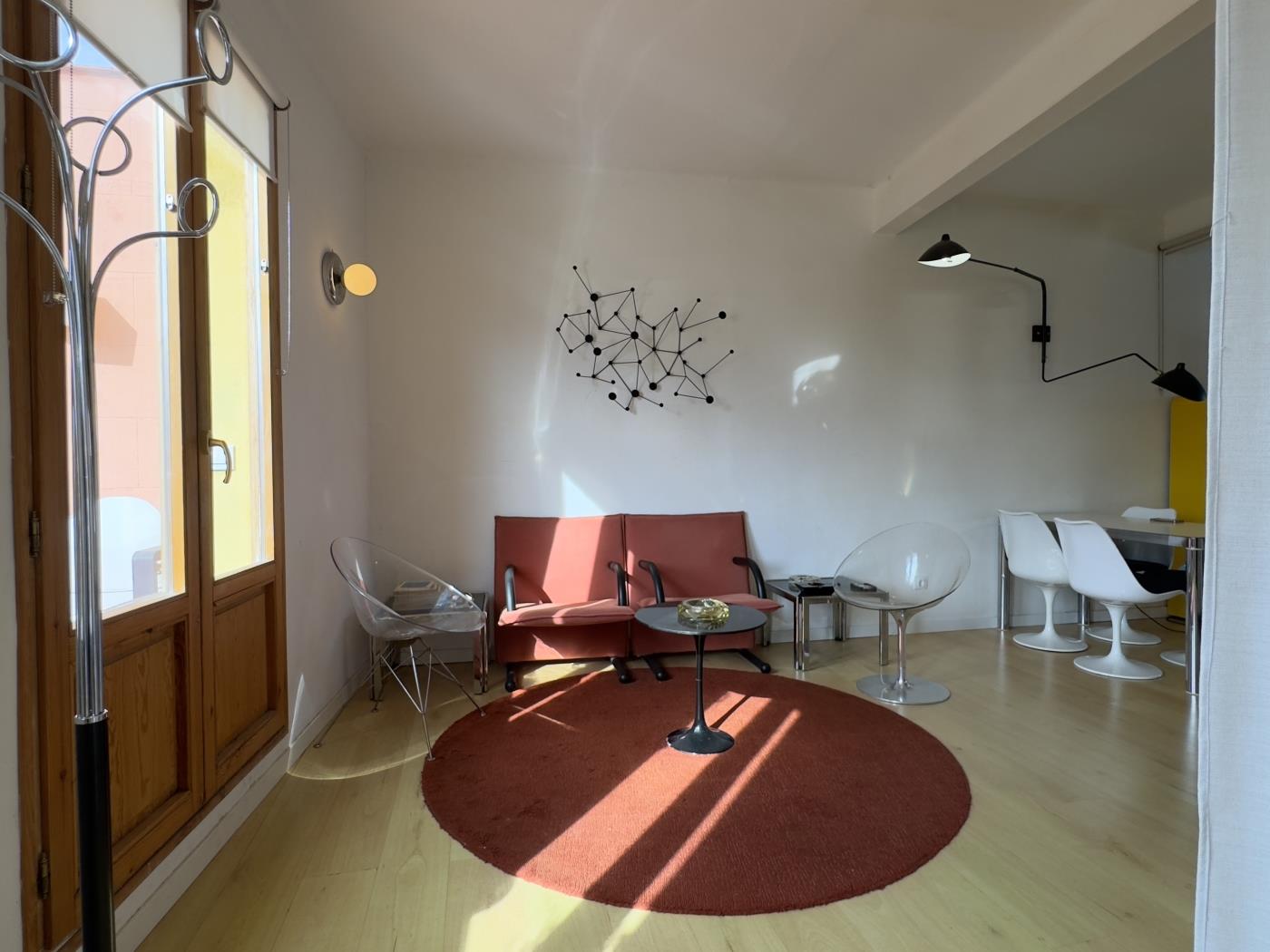 Renovated 2-Bed Loft with Terrace in Gothic Quarter - My Space Barcelona Apartments