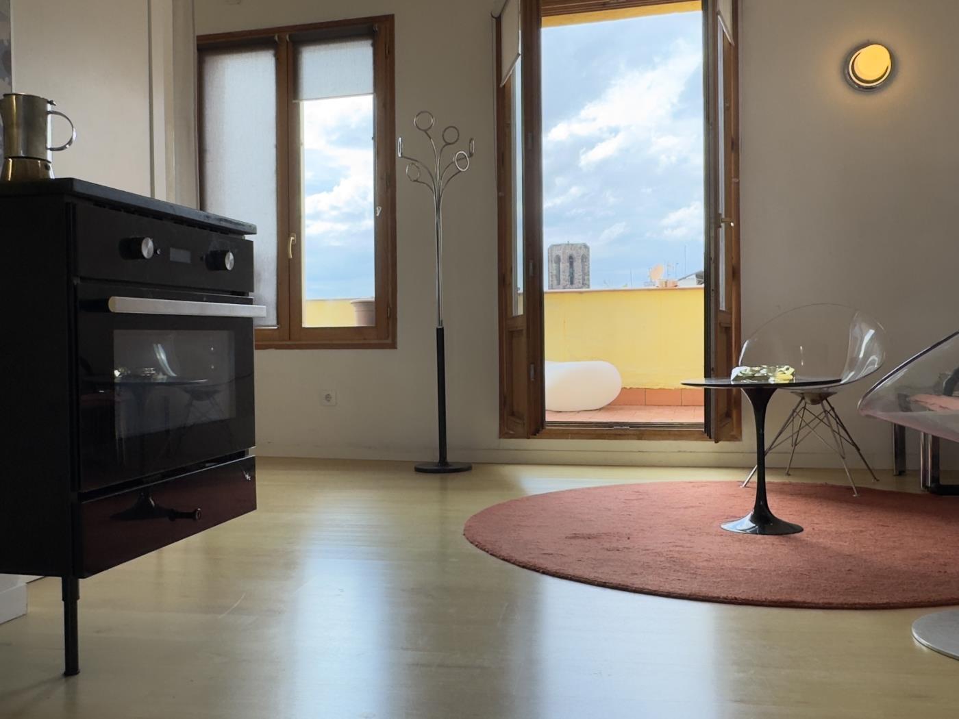 Renovated 2-Bed Loft with Terrace in Gothic Quarter - My Space Barcelona Apartments