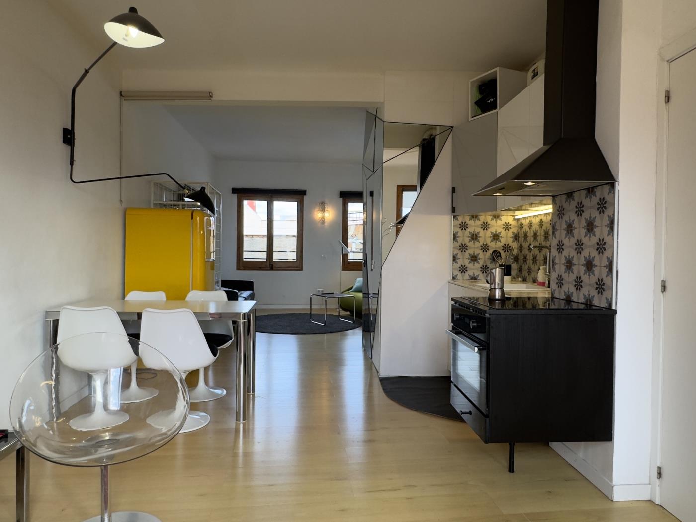 Renovated 2-Bed Loft with Terrace in Gothic Quarter - My Space Barcelona Apartments