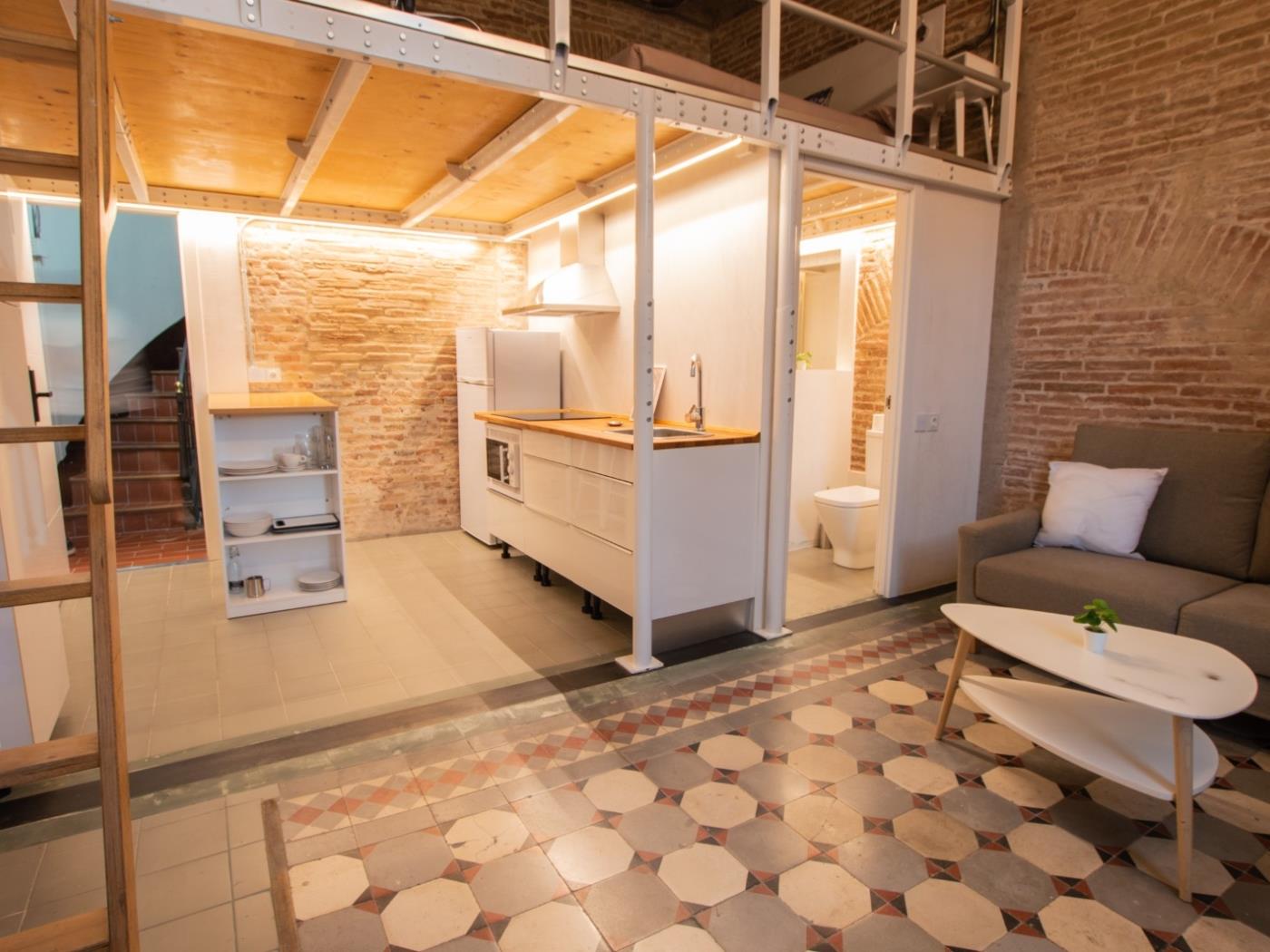 Modern studio duplex with large terrace in central area - My Space Barcelona Apartments