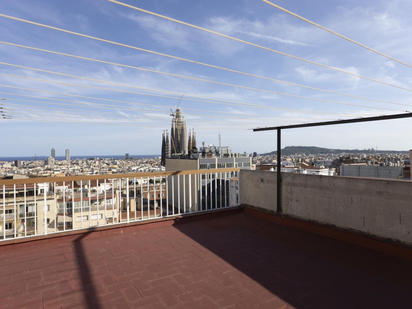 Bright Apartment with Sagrada Família Views - My Space Barcelona Apartments