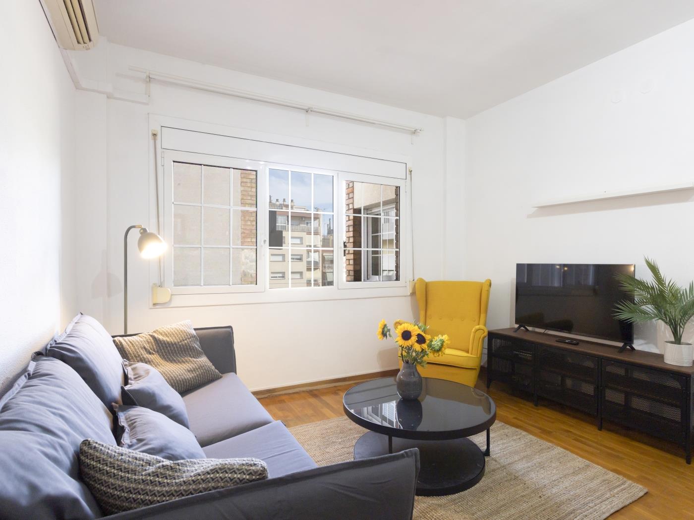 Bright Apartment with Sagrada Família Views - My Space Barcelona Apartments